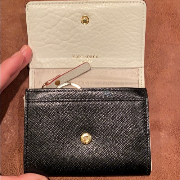 Kate Spade Wallet - Picture 4 of 15